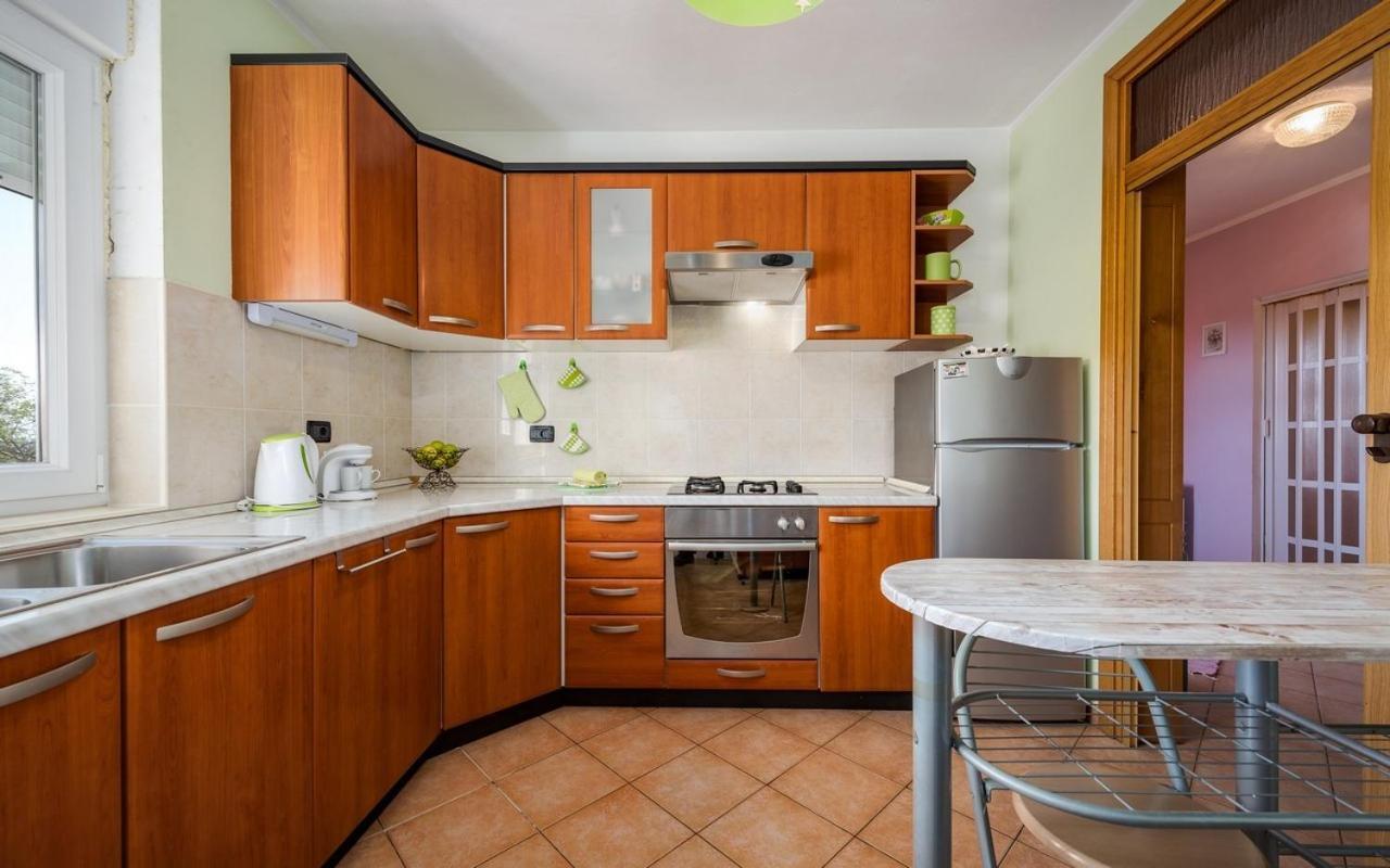 Iva House With Apartment 乌马格 外观 照片